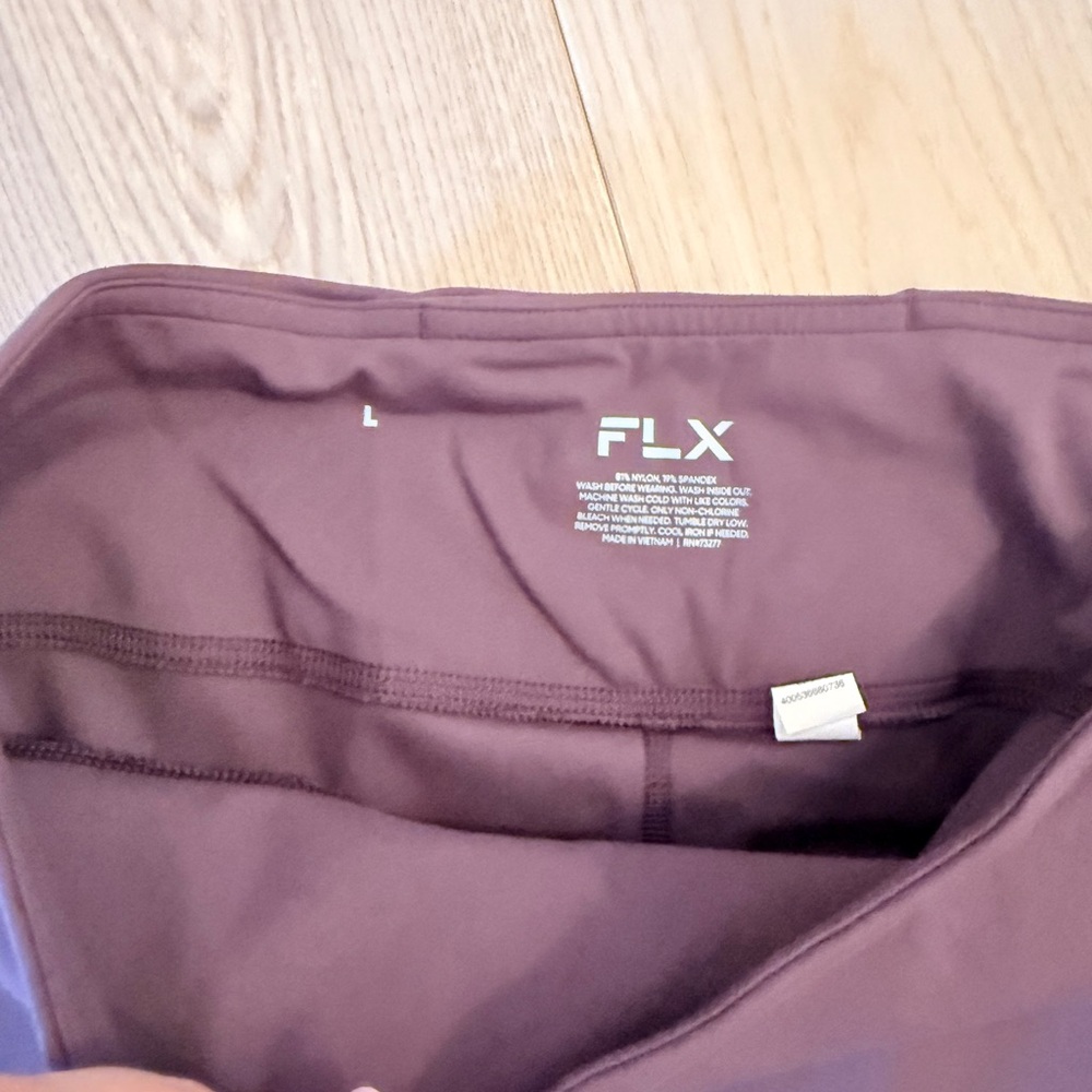 FLX PURPLE LEGGINGS LARGE - Picture 8 of 8